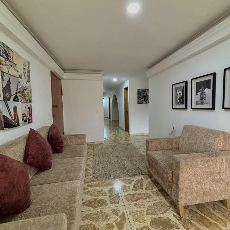 Confort y Estilo en el Centro de Medellín Perfecto para tu Estancia - Apartment - Split Level - 3