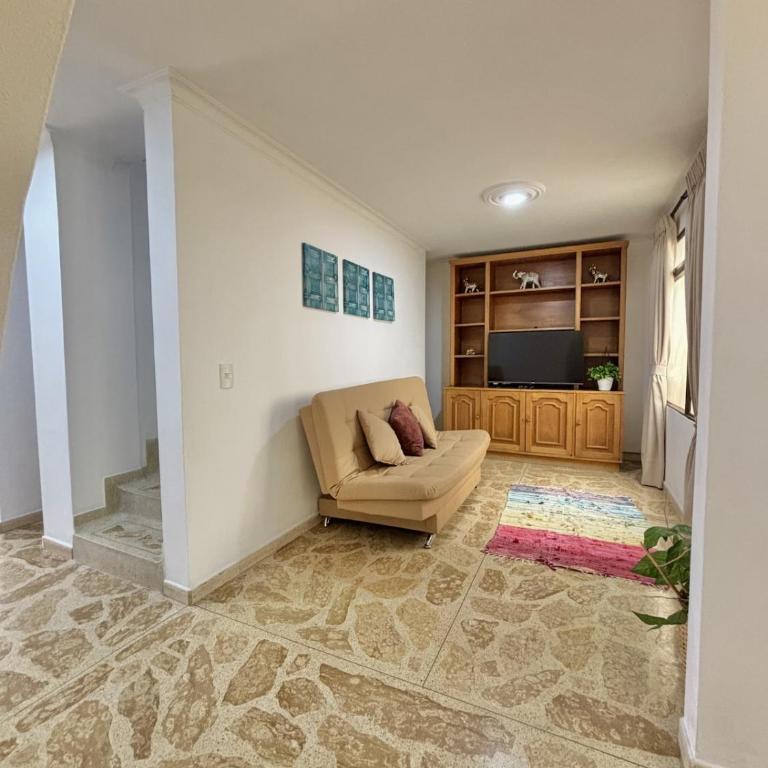 Confort y Estilo en el Centro de Medellín Perfecto para tu Estancia - Apartment - Split Level - 25