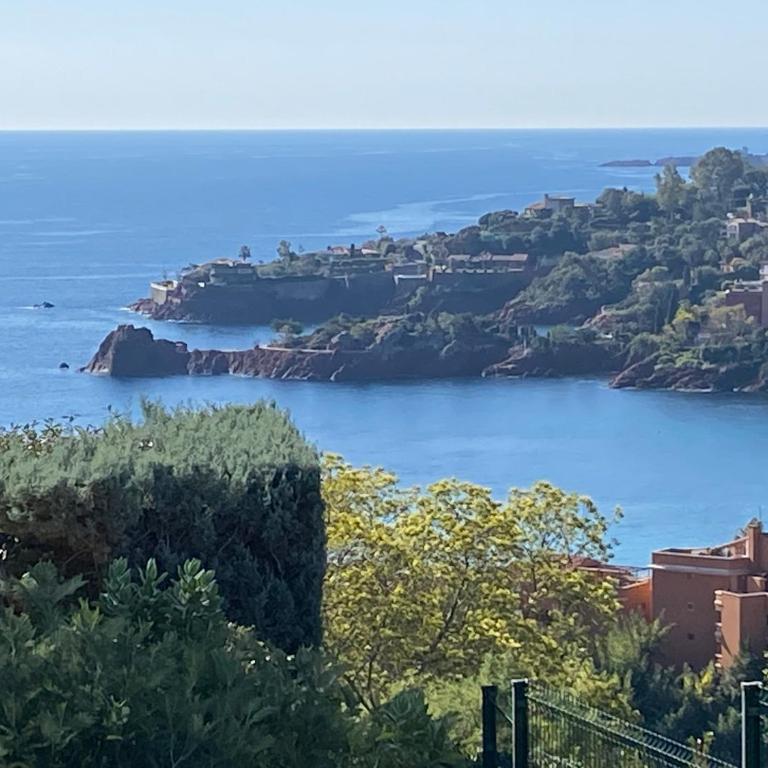 Appartement 4 personnes - vue mer - Théoule sur mer - ESQUILLON - Appartement 1 Chambre - 22