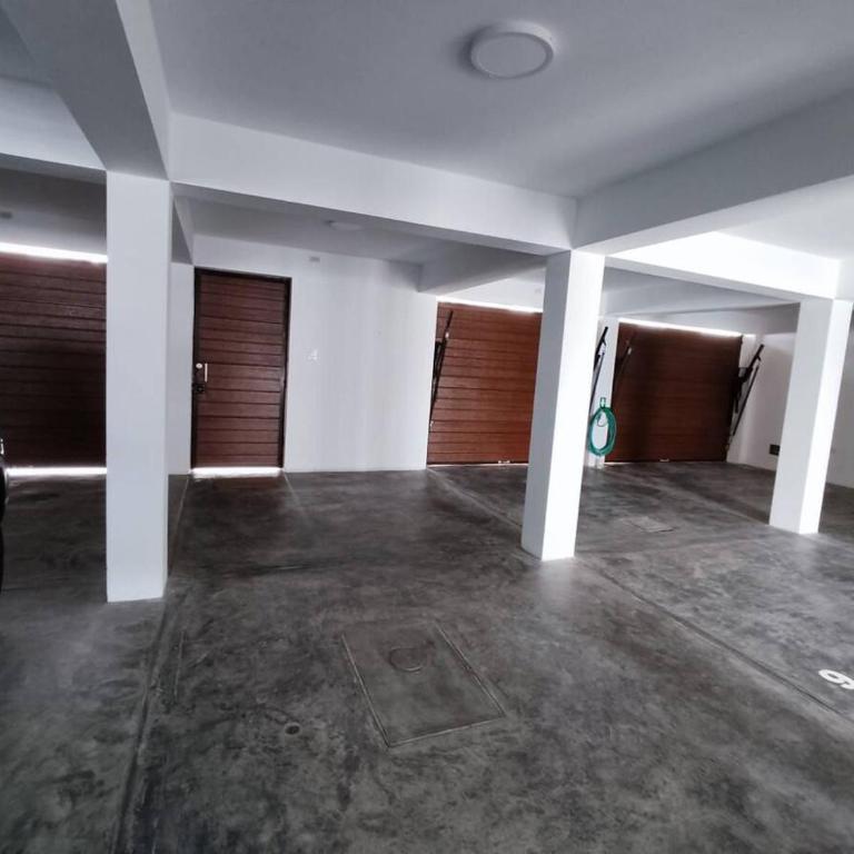 Apartment with Beach Exit 204 - One-Bedroom Apartment - 14