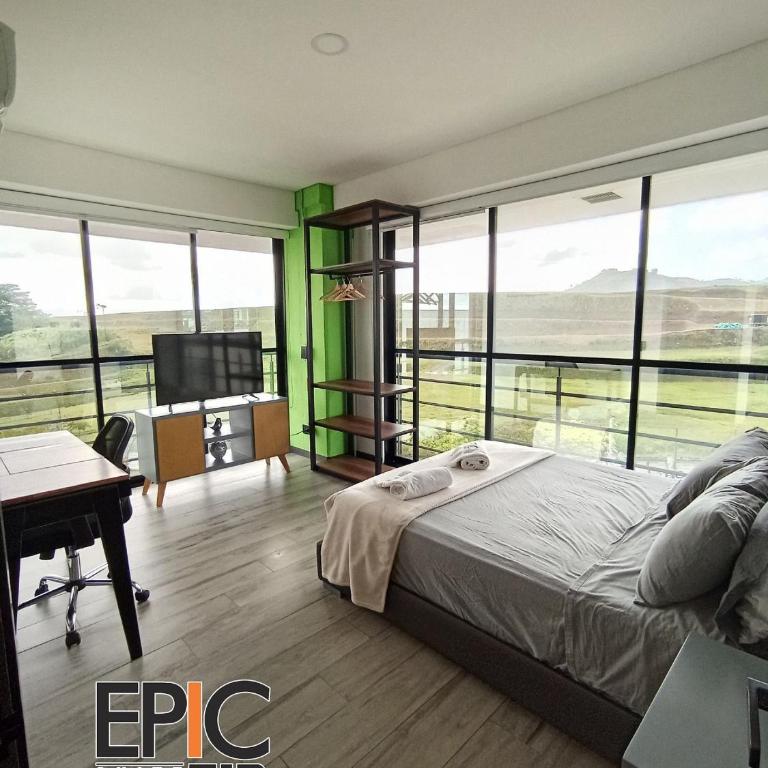 Epic Suite 513 Family Lux Airport 6P 2Room - Two-Bedroom Suite - 3