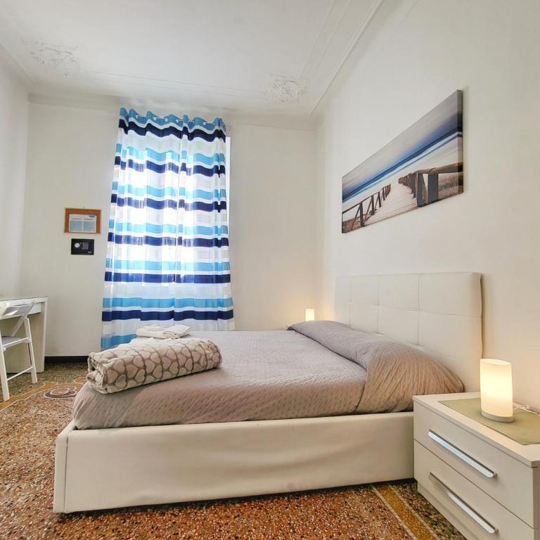 Brignole Home - Appartamento con 2 Camere da Letto e Balcone - 2
