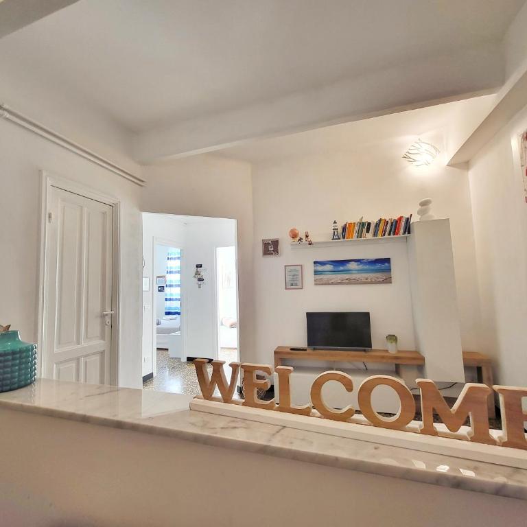 Brignole Home - Appartamento con 2 Camere da Letto e Balcone - 22