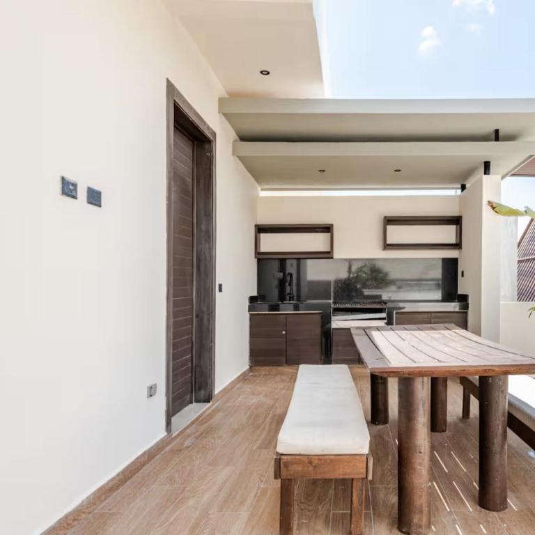 Enchanting 4BR VillaΔ Pool& RooftopΔPrime location - Villa - 43