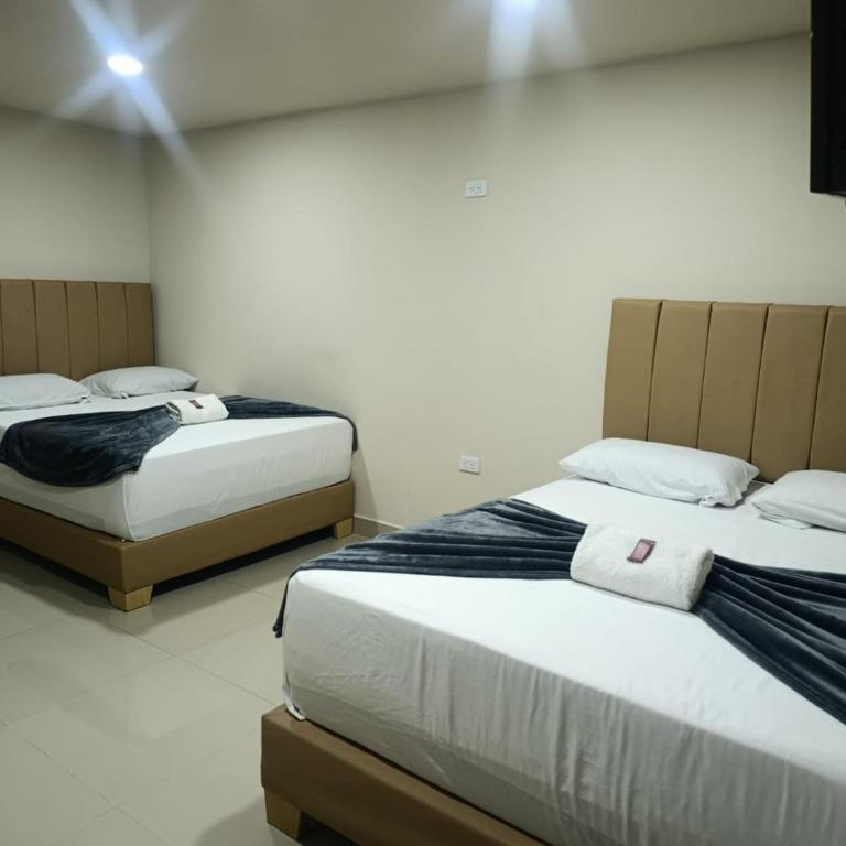 Hotel Select Medellin - Habitación Triple Deluxe - 16