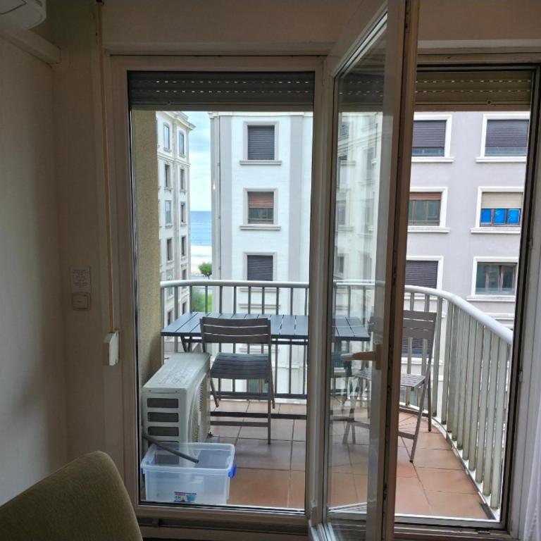 Beach Big Apartment With 3 Rooms Apartment Parking Included - Apartamento de 3 dormitorios - 4