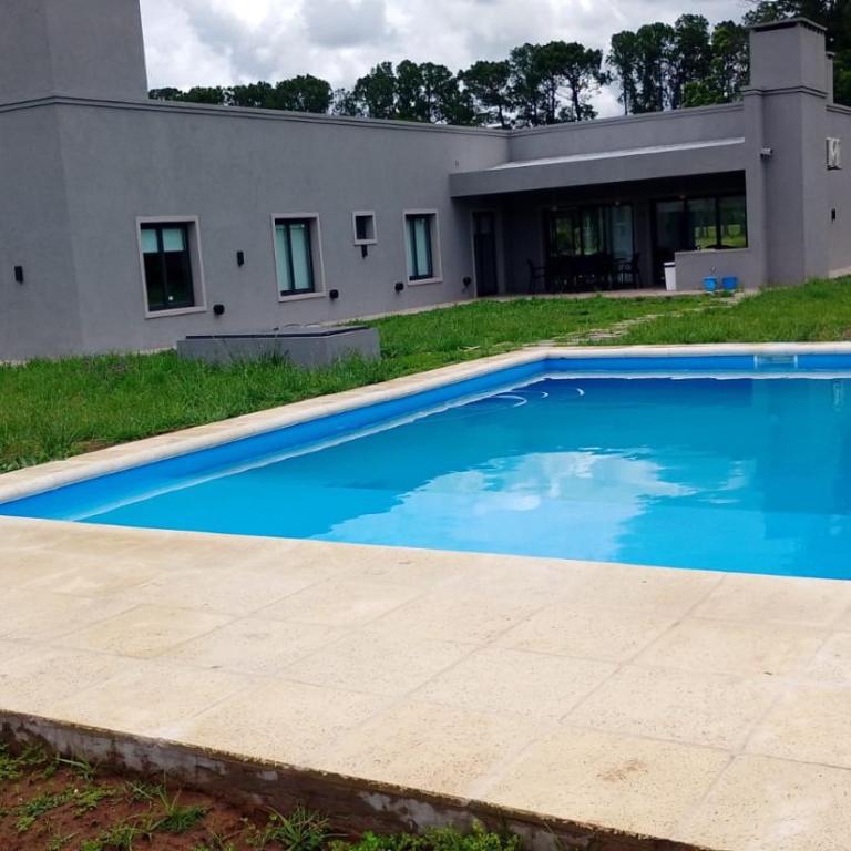 Hermosa Casa De Campo en Mercedes - Casa de 4 dormitorios - 32