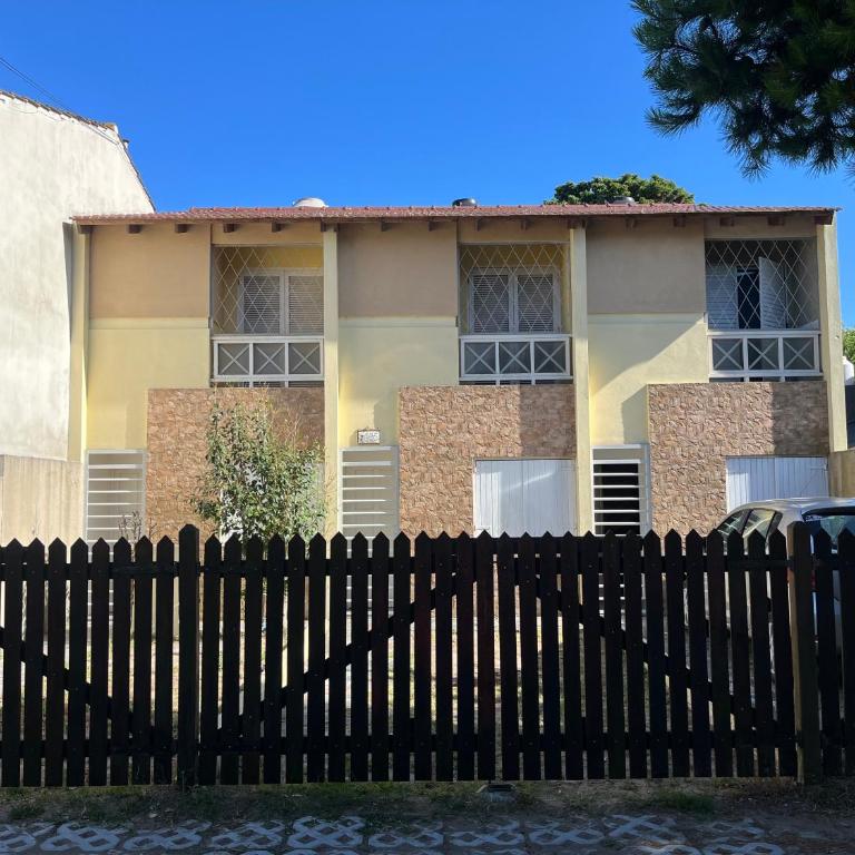 Duplex Costa Azul - Two-Bedroom House - 1