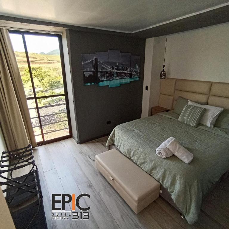 Epic Suite 313 Family Deluxe Airport 3 Rooms 10Pax - Three-Bedroom Apartment Suite - 5
