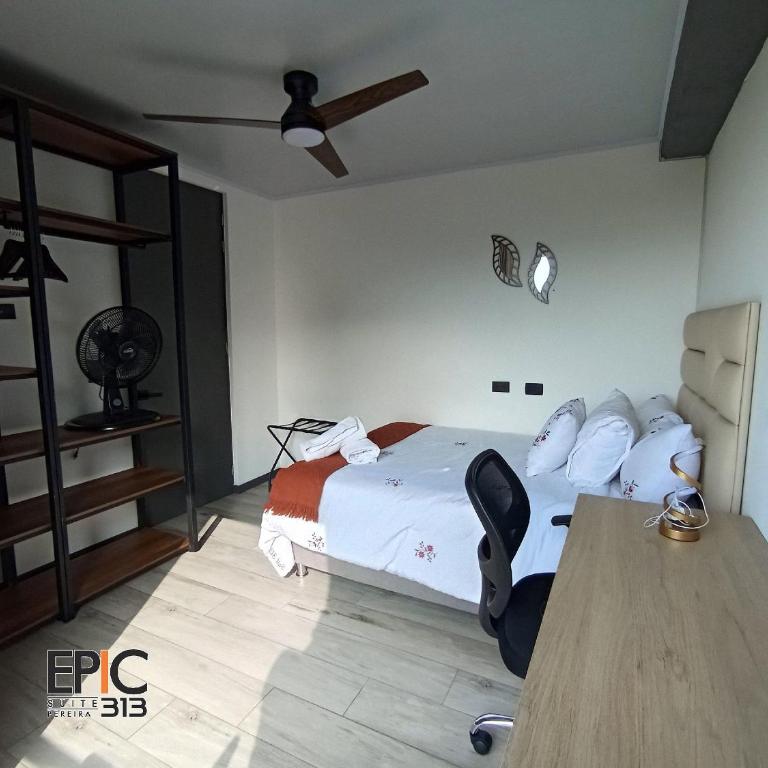 Epic Suite 313 Family Deluxe Airport 3 Rooms 10Pax - Three-Bedroom Apartment Suite - 13