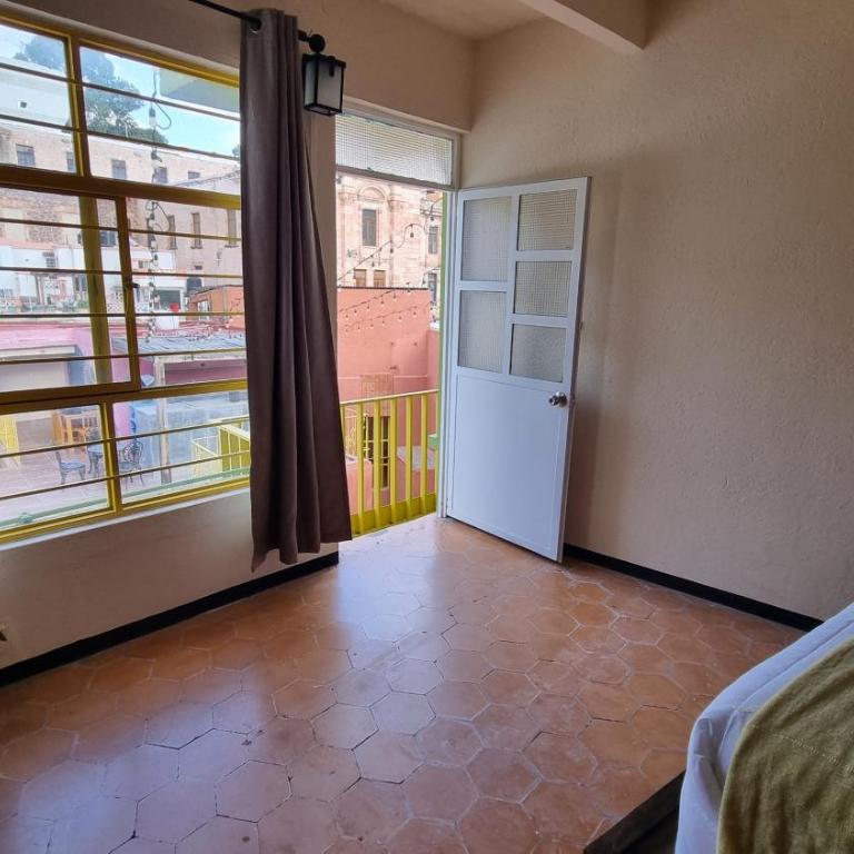 Hotel Colonial Guanajuato - Large Double Room - 2