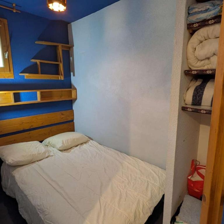 Appart cosy 4 pers, proche pistes et piscine - FR-1-342-341 - Apartment - 2