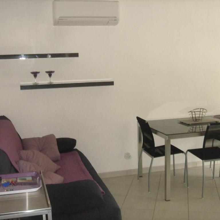 Studio moderne à Balaruc-les-Bains avec 2 couchages - FR-1-680-46 - Appartement - 3