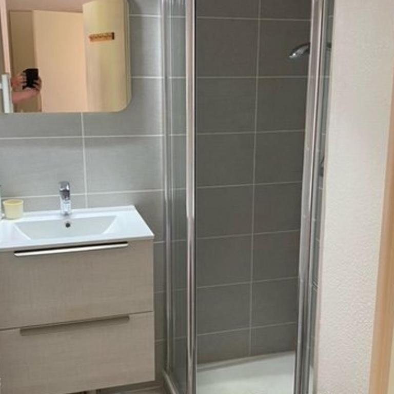 Maison mitoyenne avec climatisation et parking à Bormes-les-Mimosas - FR-1-251-877 - Maison de Vacances - 8