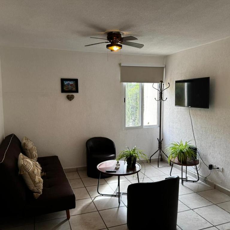 Las Fuentes - Two-Bedroom Apartment - 4