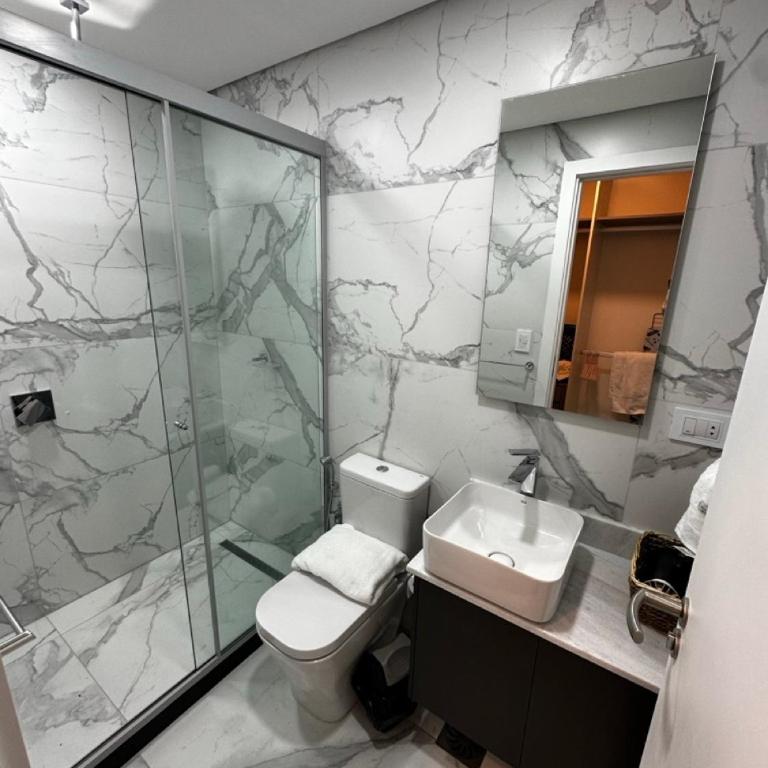 Luxury 2 Bedroom "Wake Up in the Sky" Best Views & Location in Asuncion - Two-Bedroom Apartment - 56