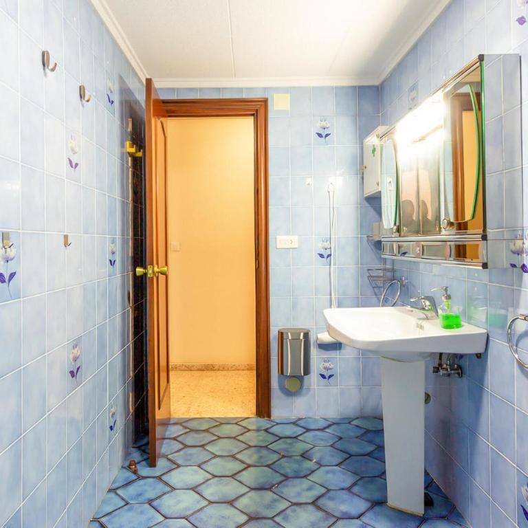 3 Bedroom Lovely Apartment In Santa Pola - Apartamento de 3 dormitorios - 16
