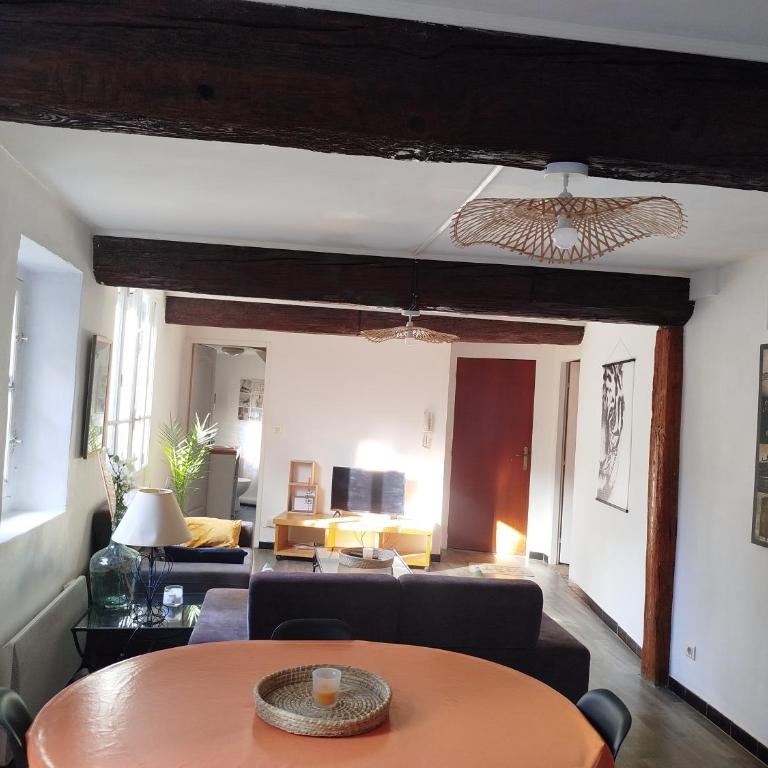 Appartement T3 2 chambres plein centre ville - Appartement 2 Chambres - 11