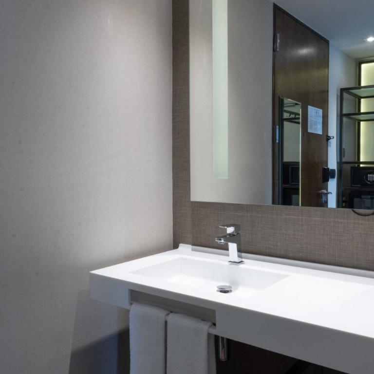 AC Hotel by Marriott Santa Fe - Habitación Lifestyle - 1 cama extragrande - 8