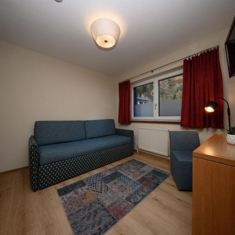 Hotel Garni Maria Theresia - Junior Suite - 11