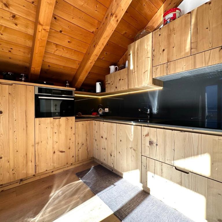 Appartamento Picchio - Appartamento Deluxe con 2 Camere da Letto e Balcone - 6