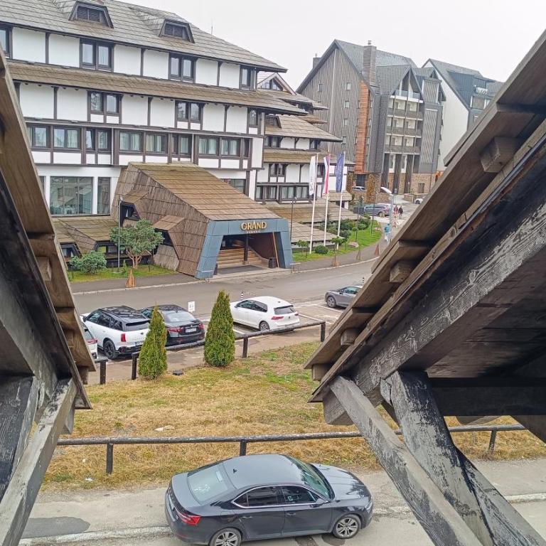 Vila Mecava Centar - One-Bedroom Apartment - 13