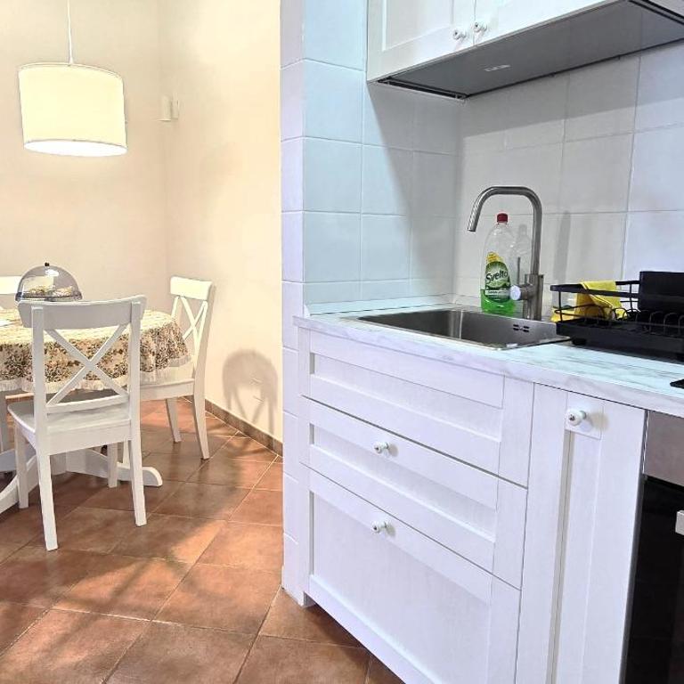 Suite Gonzaga - Appartamento con 1 Camera da Letto - 14
