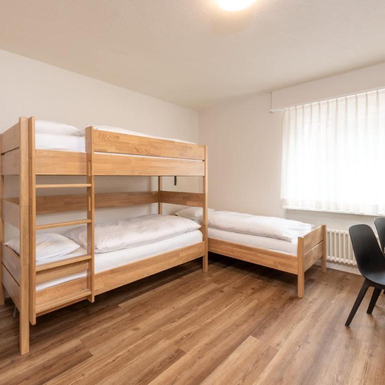 Beautiful Modern family apartment with free parking - Apartment - 6