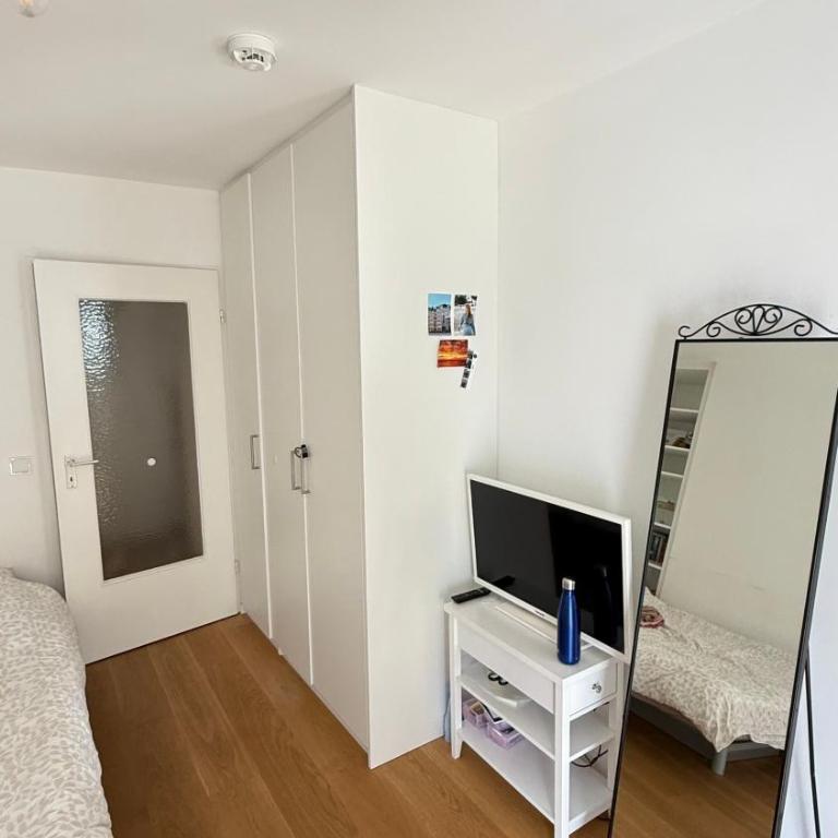 Bright Studio with Private Terrace near Nymphenburg Castle - Apartamento de 1 dormitorio - 4