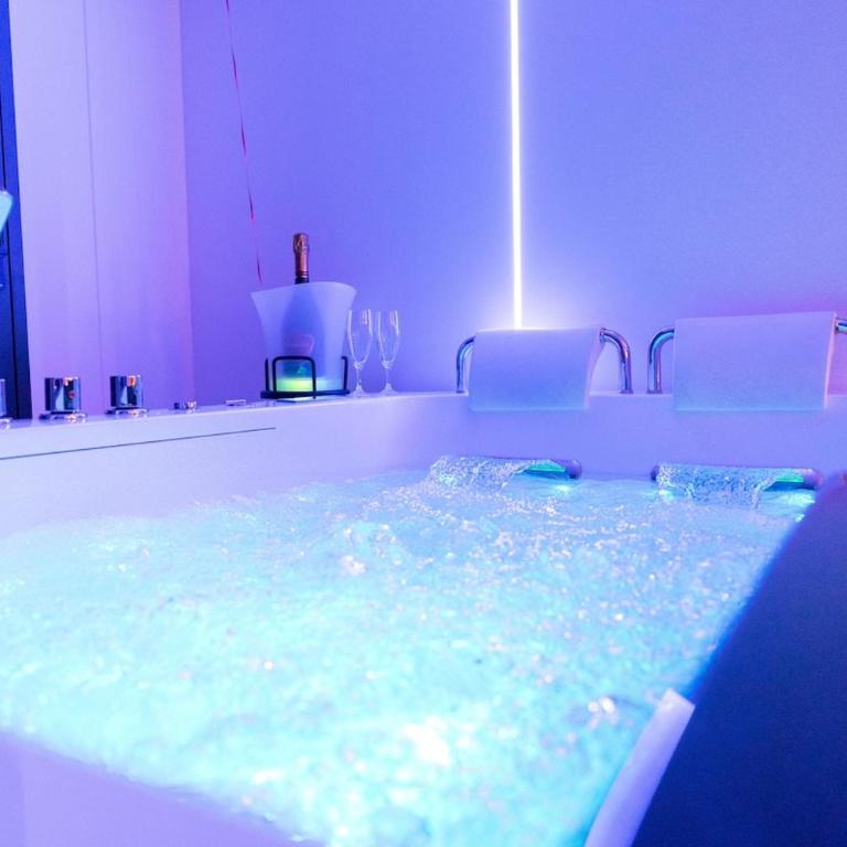 Romantic suite with jacuzzi - Appartement 2 Chambres - 6
