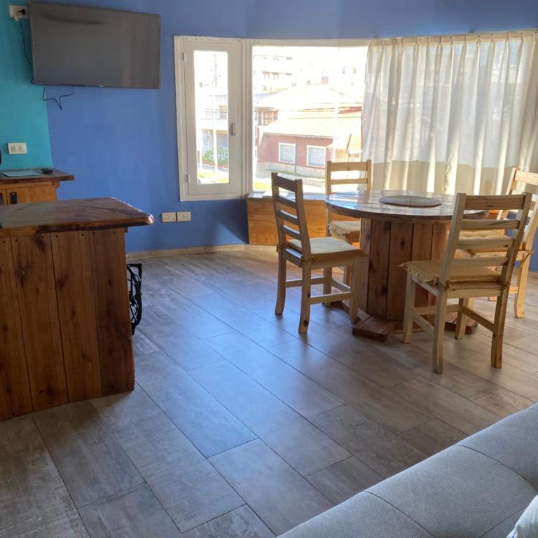 Moderno departamento en Mar del Plata a una cuadra del mar - Two-Bedroom Apartment - 2
