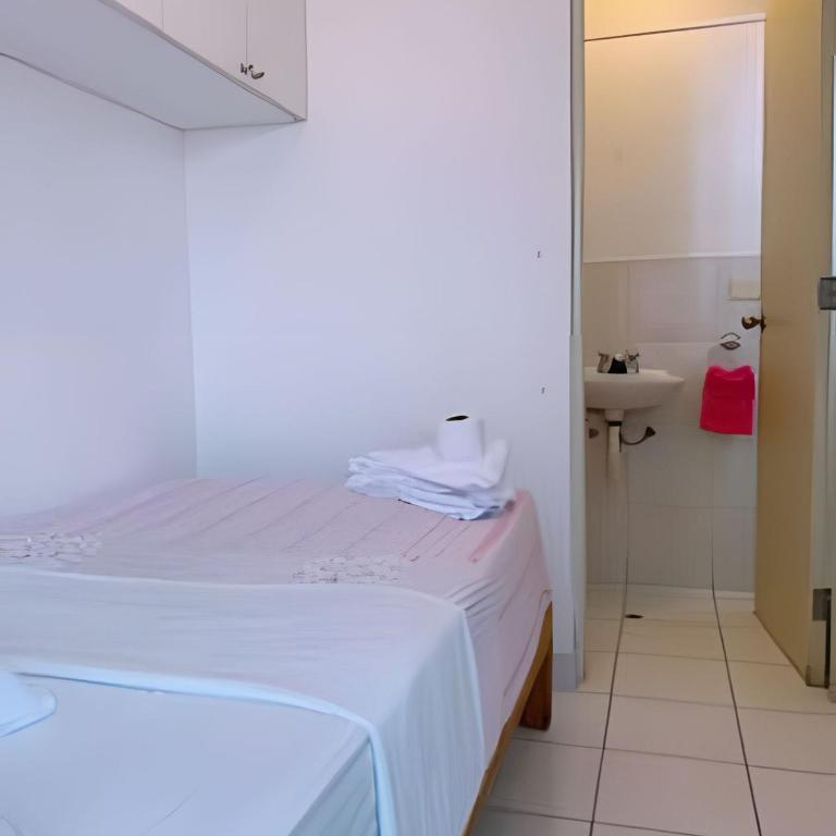SM3 Habitación pequeña con baño privado/Miraflores - Budget Single Room - 9