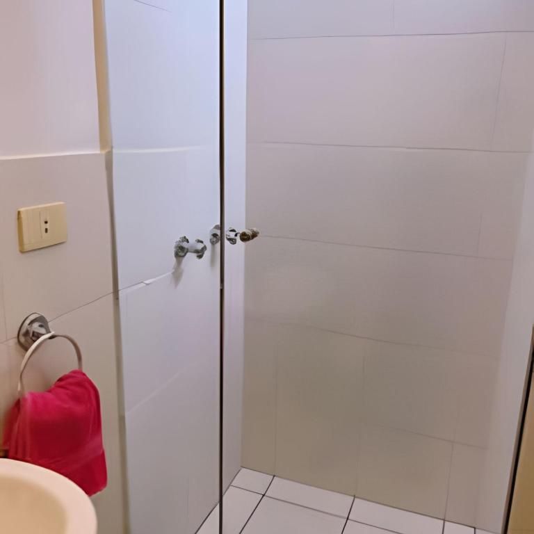 SM3 Habitación pequeña con baño privado/Miraflores - Budget Single Room - 24