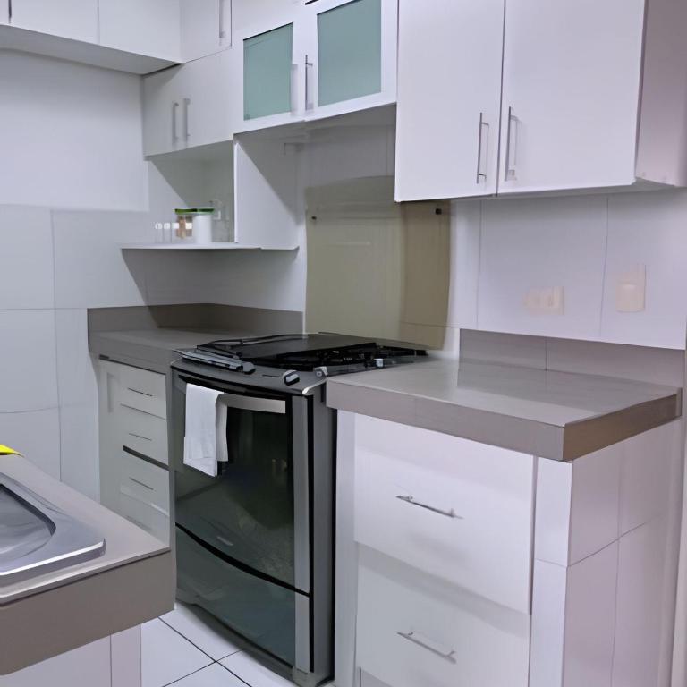 SM3 Habitación pequeña con baño privado/Miraflores - Budget Single Room - 29