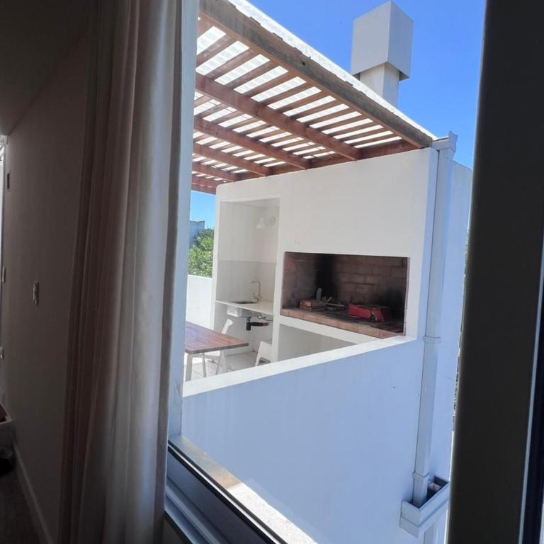 Triplex con 3 dormitorios, terraza y cochera - Casa de 3 dormitorios - 9