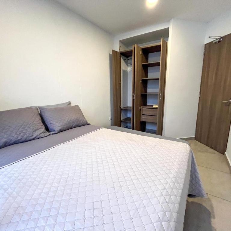 SKY Tower Apartamento 702 - Apartamento de 2 dormitorios - 27