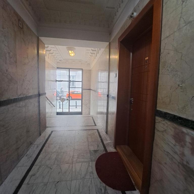 Wolf Belgrade - One-Bedroom Apartment - 32