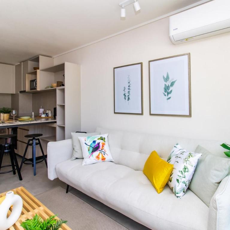 Confort y Estilo cerca e Metro Irarrázaval - Two-Bedroom Apartment - 13