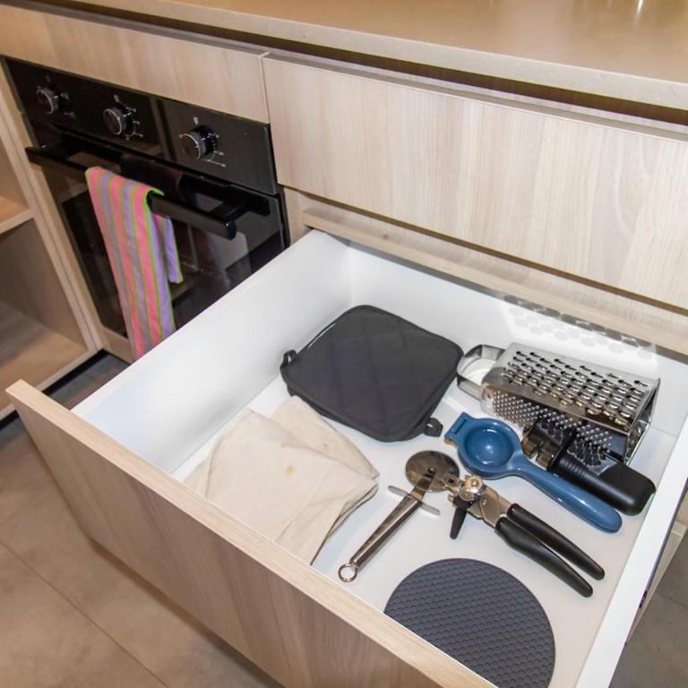 Confort y Estilo cerca e Metro Irarrázaval - Two-Bedroom Apartment - 19