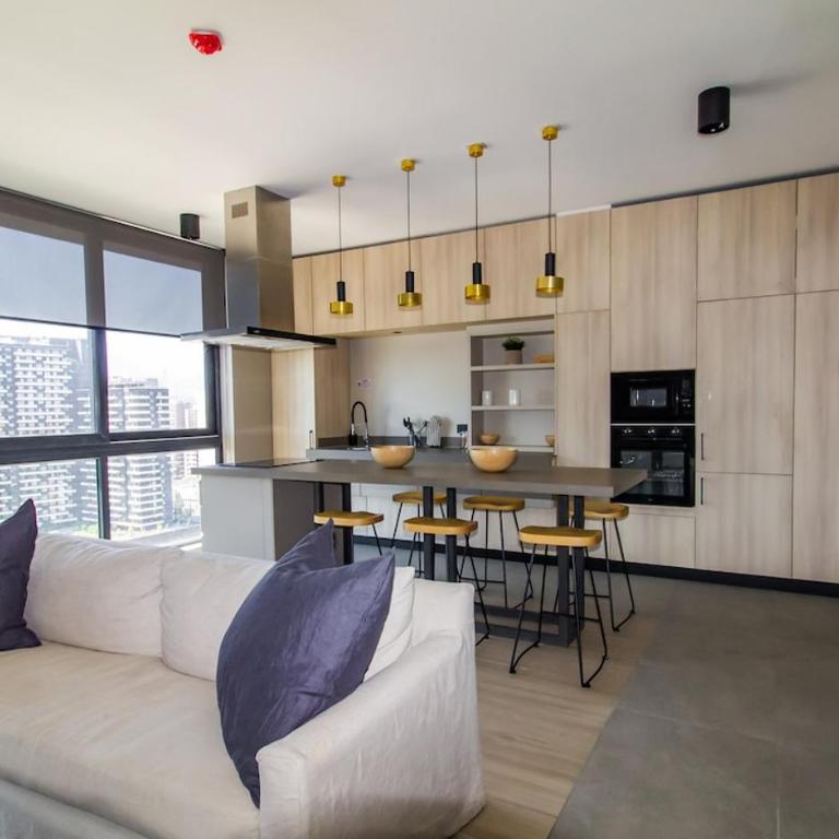 Confort y Estilo cerca e Metro Irarrázaval - Two-Bedroom Apartment - 34