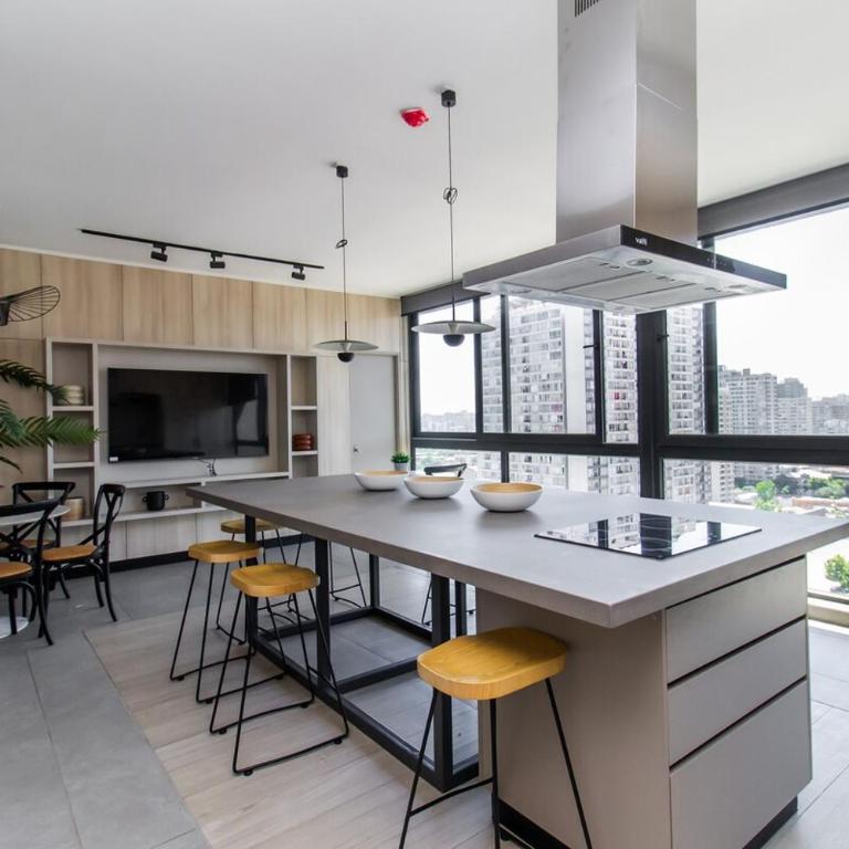 Confort y Estilo cerca e Metro Irarrázaval - Two-Bedroom Apartment - 35