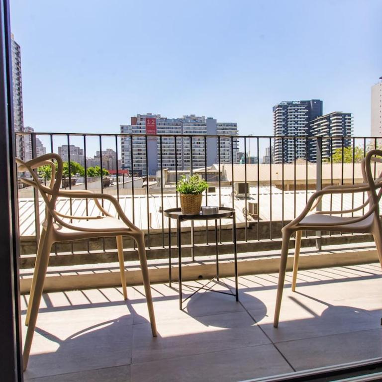Confort y Estilo cerca e Metro Irarrázaval - Two-Bedroom Apartment - 42