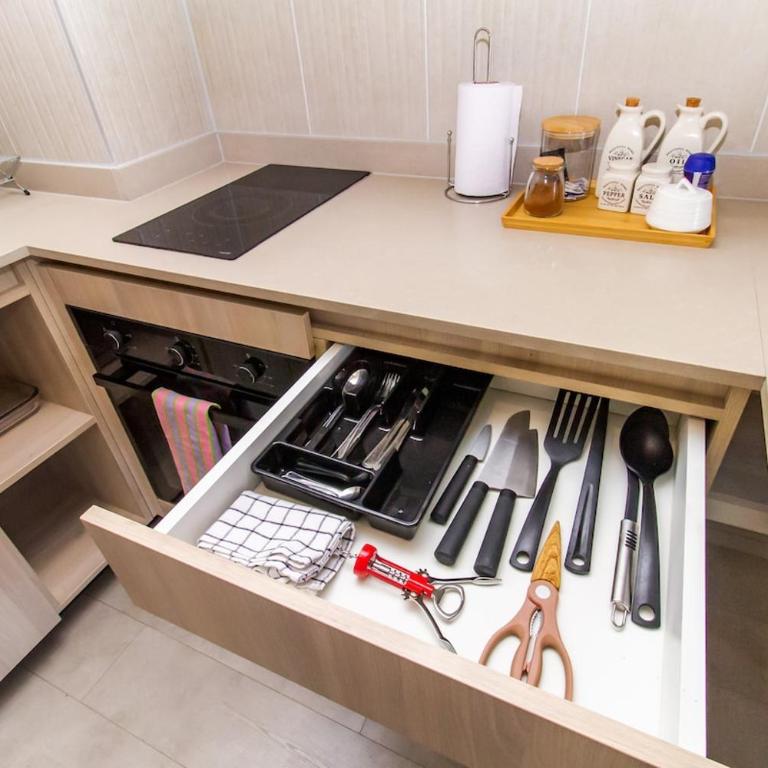 Confort y Estilo cerca e Metro Irarrázaval - Two-Bedroom Apartment - 50