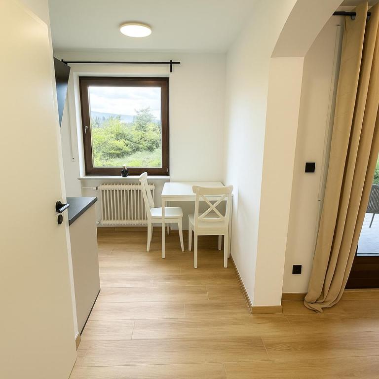 Alpenpanorama Renoviertes Apartment mit Bergblick - Apartment mit 1 Schlafzimmer - 8