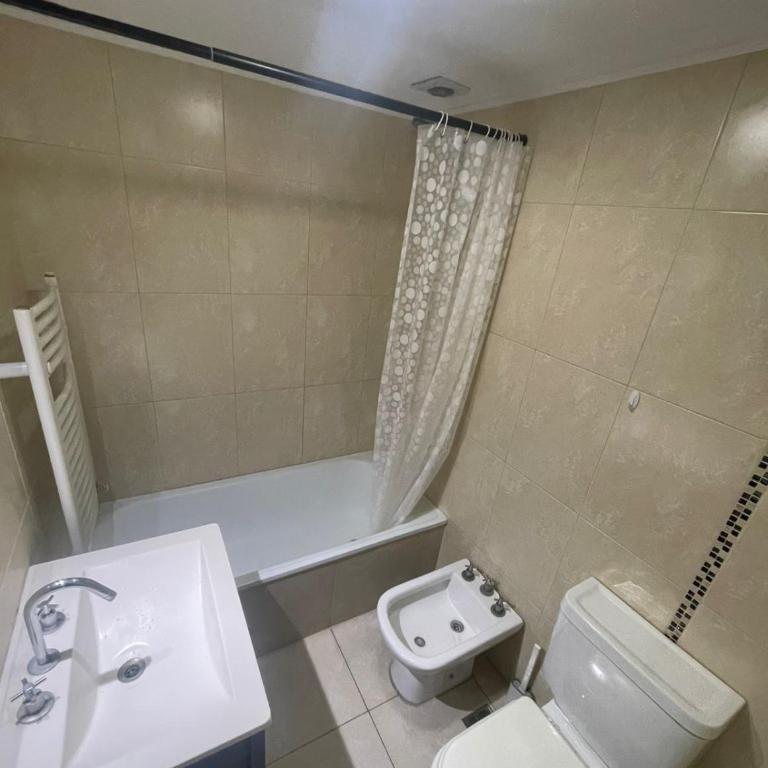 Edificio Damar VI 3 Amb, 2 hab en suite c cochera cubierta - Apartamento de 3 dormitorios - 7