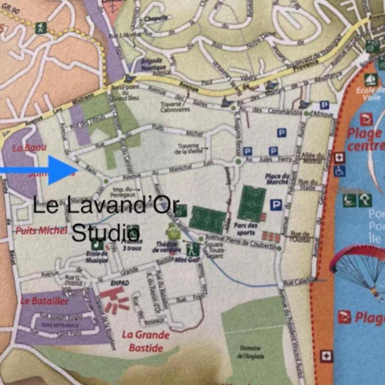 Résidence privée avec balcon, piscine et place de parking - Appartamento con 2 Camere da Letto e Vista Piscina - 13