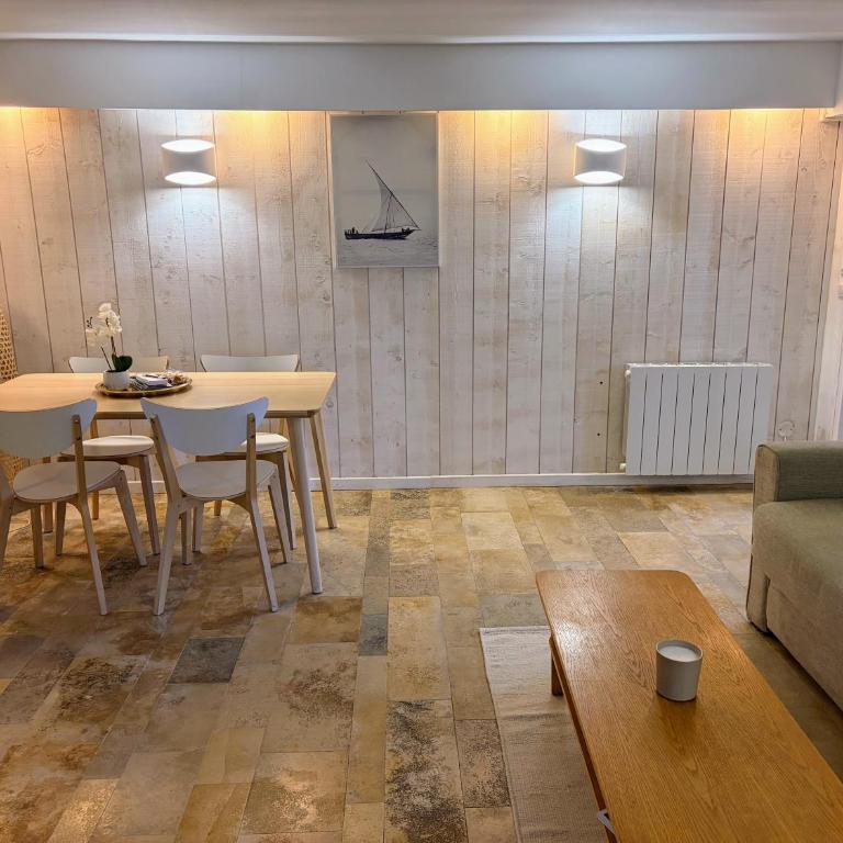 Villa St Laurent - Bel appartement refait à neuf à 50 m de la Plage - Apartamento - 15