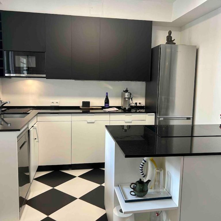 Résidence Paris XVIème Near Eiffel Tower - Appartement 3 Chambres Premium avec Balcon - 7
