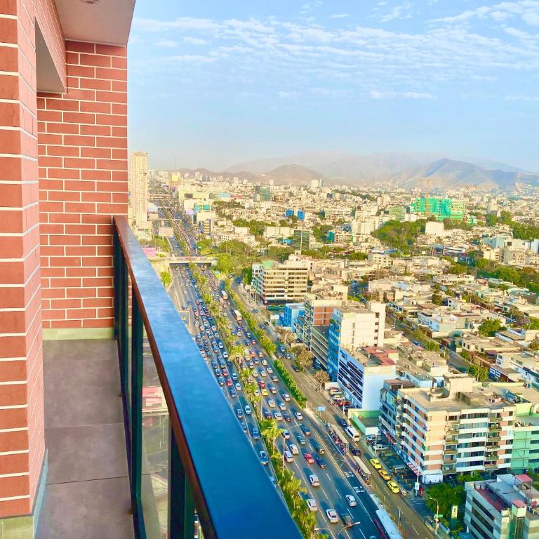 Apartamento con vista a San Isidro - One-Bedroom Apartment with City View - 6