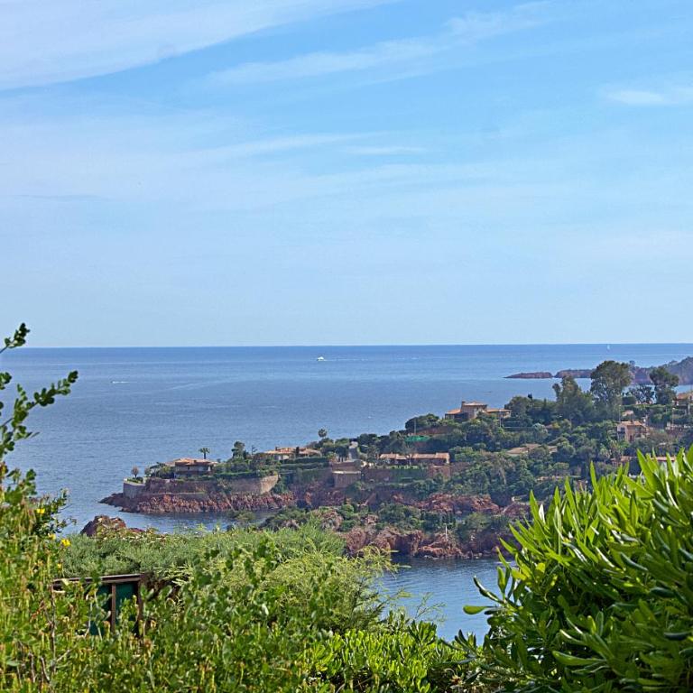Appartement 4 personnes - vue mer - Théoule sur mer - ESQUILLON - Appartement 1 Chambre - 4